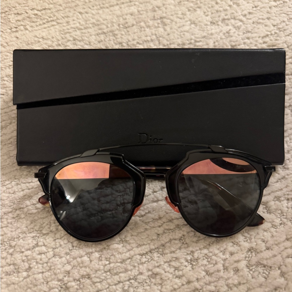 Dior Black Sunglasses with Red mirror contrast